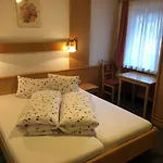 Hotel Garni Bergwelt 3*