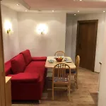 Garni Bergwelt 3* See