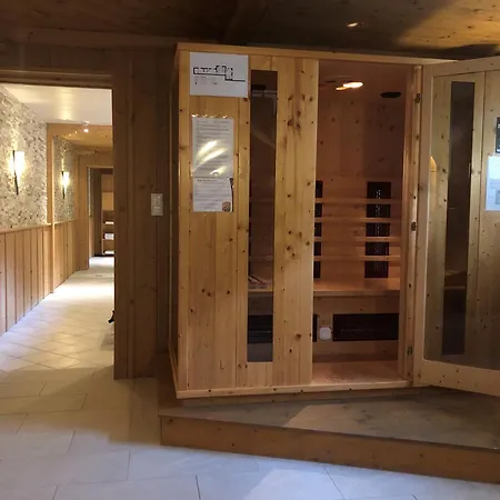 Hotel Garni Bergwelt 3*