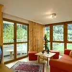 Garni Bergwelt فندق سي