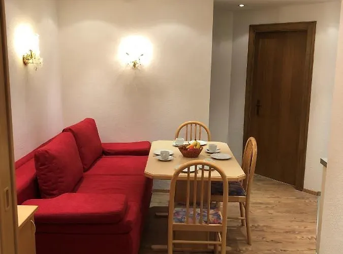 Garni Bergwelt 3* 湖城