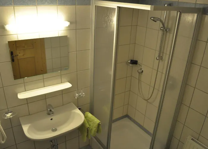 Garni Bergwelt 3* 湖城