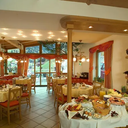 Garni Bergwelt Hotel 3*