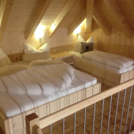 Garni Bergwelt 3* See