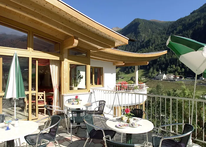 Hotel Garni Bergwelt 3*